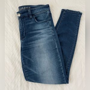 American Eagle Hi-Rise Jegging